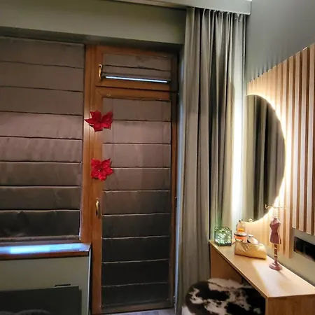 Pinewood Ang Premium Luxurious 15 Appartement *